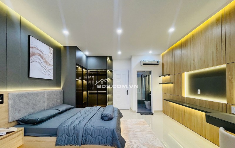 Nhà Mới 5 Tầng Full NT Xịn, HXH Thông Khu VIP Đoàn Thị Điểm DTSD 200m2 Sàn. Chỉ 13.6 tỷ TL